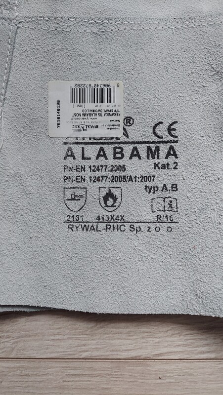 Elbląg !!! 15 - 23.08 BRAK MOŻLIWOŚCI ODBIORU !!!
Sprzedam rękawice tak jak widac na zdjęciach trzy pary:
2szt