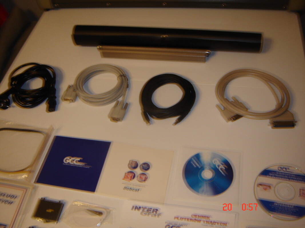 Elbląg Sprzedam ploter tnący 2D BOBCAT 60,zakupiony w 2006 roku i nigdy nie był używany.