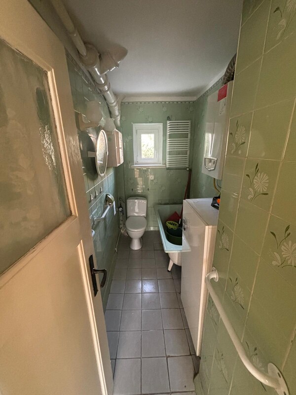 Elbląg Sprzedam wyjątkowe mieszkanie 60 m kw.4 pokoje, I piętro, osobna kuchnia, łazienka, przedpokój,