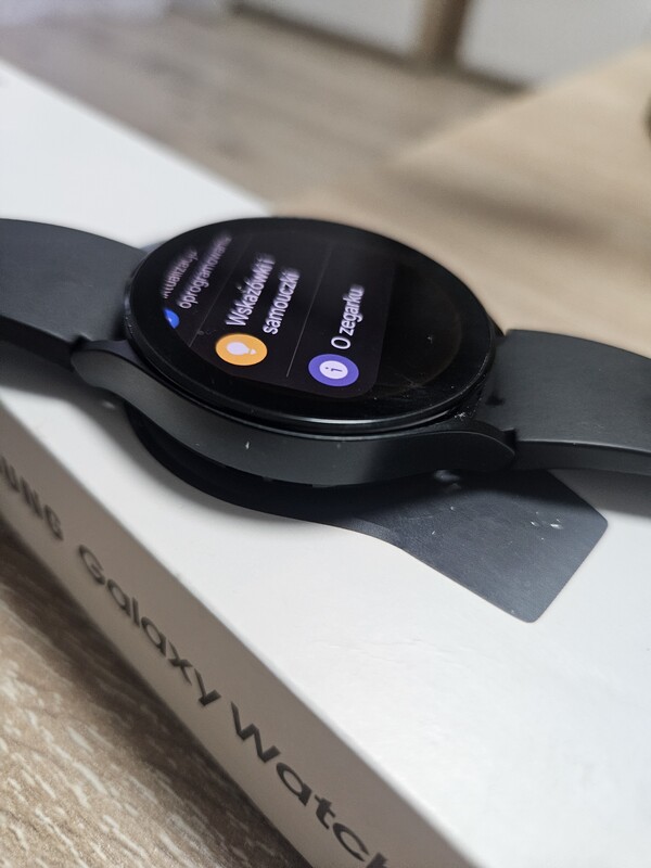 Elbląg Sprzedam Samsung smartwatch 4 LTE
Zegarek jewt w pelni sprawny i gotowy do pracy.