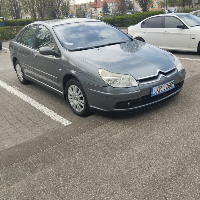 Elbląg Sprzedam Zadbanego
CITROENA C5 - z Doskonałym Silnikiem - 2.O HDI.
Kolor - GRAFIT METALIC.
Super TAPICERKA