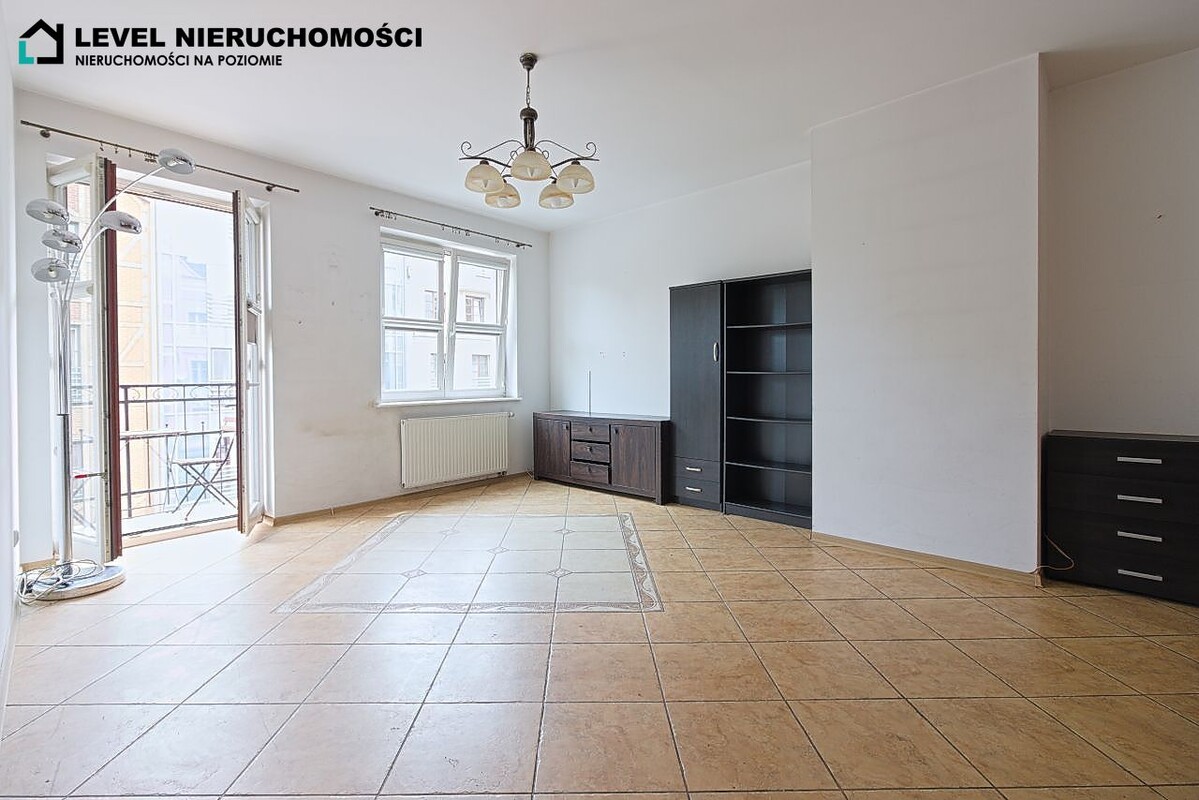 Elbląg LEVEL NIERUCHOMOŚCIDwupokojowe mieszkanie na starówceul. RzeżnickaNIERUCHOMOŚCI NA POZIOMIE