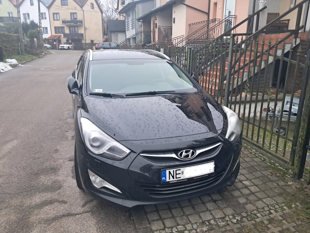 Elbląg Sprzedam Hyundai i40 Kombi 1,7CRDI z 09.2013 salon polska, sprawny użytkowany na bieżąco.