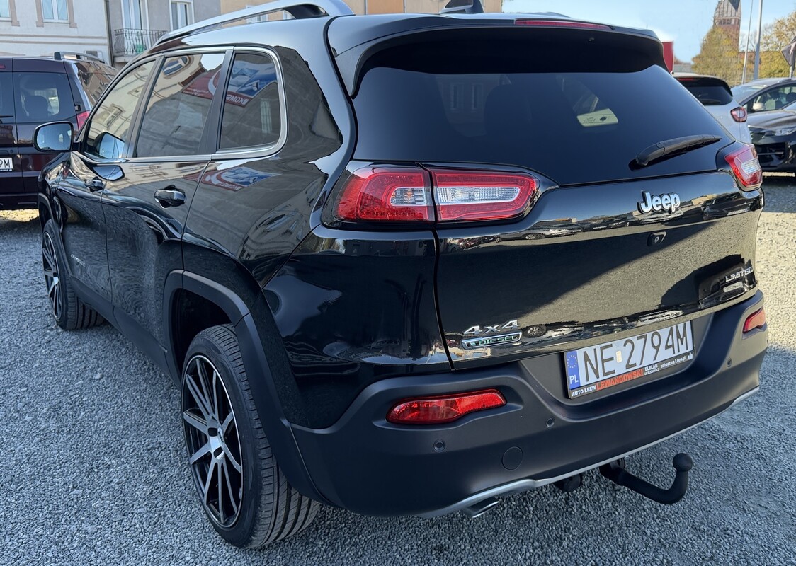 Elbląg Auto Leew LEWANDOWSKI Kupujemy i Sprzedajemy tylko dobre auta Za auta z Polskiego Salonu Płacimy Najwięcej JEEP