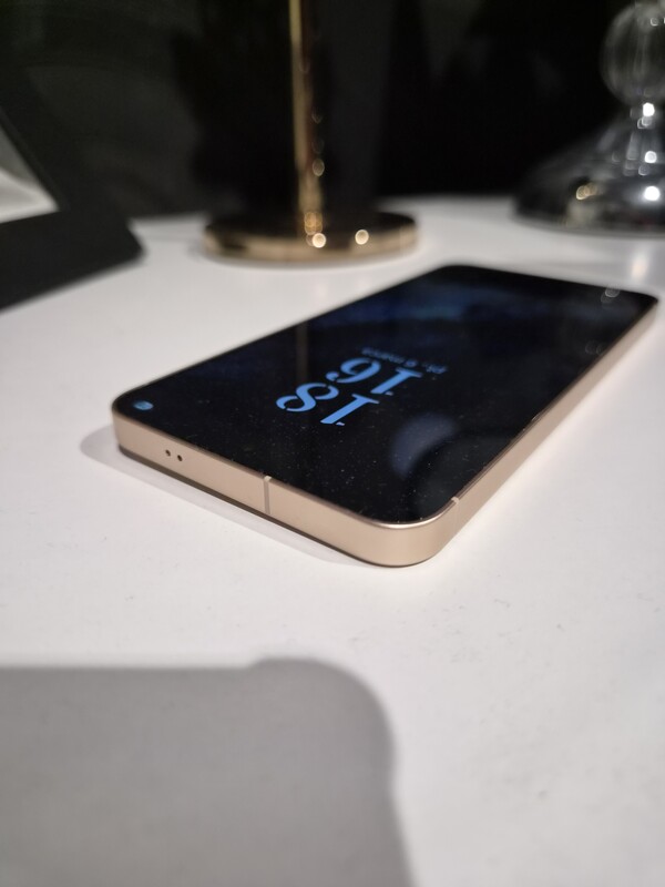 Elbląg Sprzedam Samsunga Galaxy S25 512gb w limitowanym kolorze różowego złota, w idealnym stanie. Ma gwarancję do