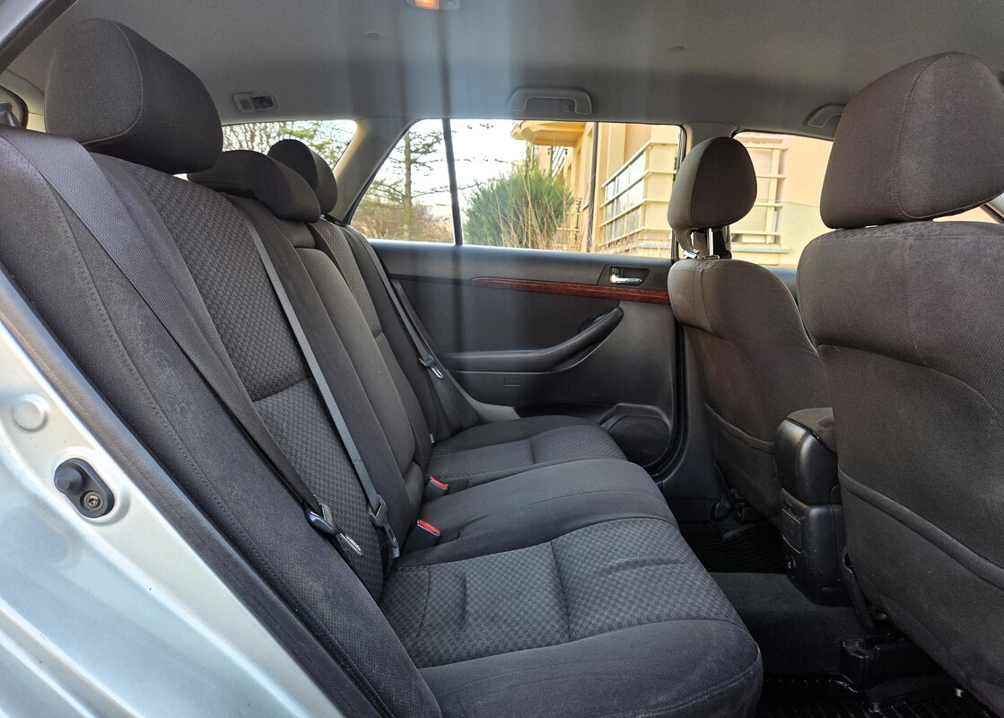 Elbląg Toyota Avensis 2.0Benzynka 146KM Bogata Wersja Wyposażenia 2004Rok Gaz Sekwencja 2031R-Klimatronik