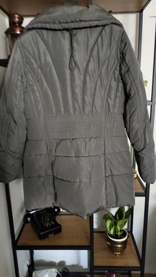 Elbląg KURTKA DAMSKA FIRMY MEXX. ROZ. M/L /165 CM. STAN IDEALNY. ZAPINANA NA ZAMEK I FIRMOWE OZDOBNE GUZIKI. W PASIE Z