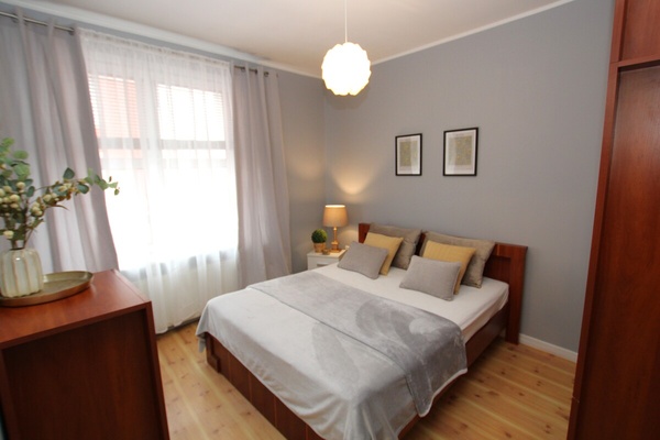 Elbląg NIERUCHOMOŚCI ANNA KRASZEWSKA&nbsp; Mieszkanie 3-pokojowe na Starym Mieście&nbsp; ul. Stary Rynek&nbsp; &nbsp;