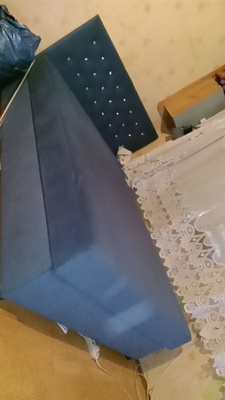 Elbląg Witam sprzedam łóżko do sypialni jednoczęściowe rozmiar 140 na 200 łóżko jest zadbane bez dziur i plam oraz