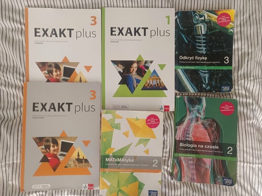 Elbląg Sprzedam podręczniki do technikum lub liceum