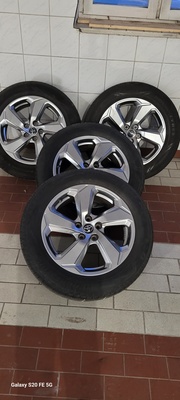 Elbląg Komplet kół aluminiowych Toyota Raf4 V