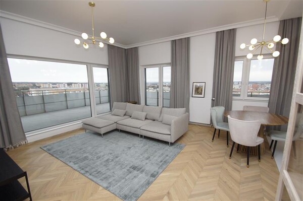 Elbląg Agencja Nieruchomości LEXNOVASprzedam mieszkanie - Elbląg, Królewiecka 88. Luksusowy 4-pokojowy apartament