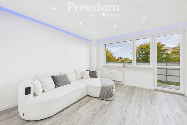 Elbląg FREEDOM NIERUCHOMOŚCIWynajmę mieszkanie - Elbląg, Macieja Kalenkiewicza. Do wynajęcia komfortowe, świeżo