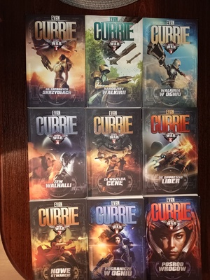 Elbląg Sprzedam całą serię 9 tomów Hayden War autor Evan Currie. To seria powieści science-fiction autorstwa Evana