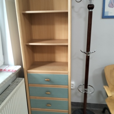 Elbląg Oddamy za darmo szafkę pilne