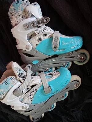 Elbląg Sprzedam niebieskie łyżworolki 4w1 (wrotki, łyżwy, łyżworolki, rolko-wrotki), rozmiar 35-38 (długość wkładki