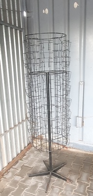 Elbląg Sprzedam stojak na Pocztówki lub karty Urodzinowe, wysokość 175 cm.