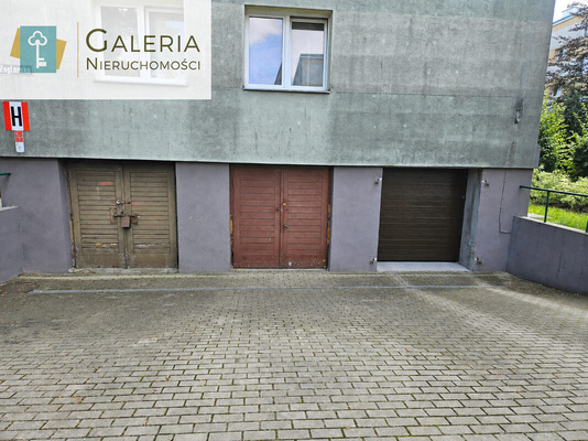 Elbląg GALERIA NIERUCHOMOŚCIZ pasji i miłości do nieruchomości Na sprzedaż: Garaż przy ulicy