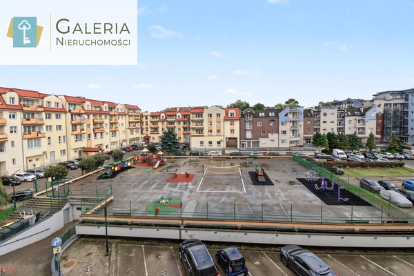 Elbląg GALERIA NIERUCHOMOŚCIZ pasji i miłości do nieruchomościNa sprzedaż: Trzy pokoje, balkon, winda, w centrum!ul.