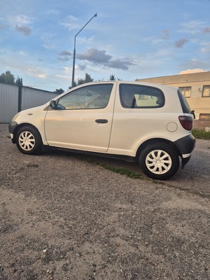 Elbląg Toyota Yaris 2002r 1.0 benzyna
