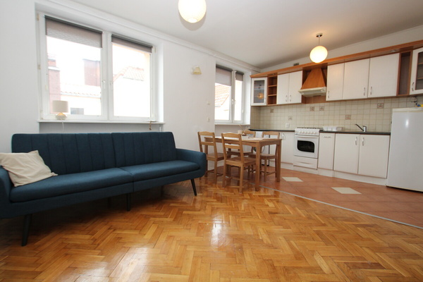 Elbląg NIERUCHOMOŚCI ANNA KRASZEWSKA&nbsp; Mieszkanie dwupokojowe w centrum miasta&nbsp; ul. Hetmańska&nbsp; &nbsp; 