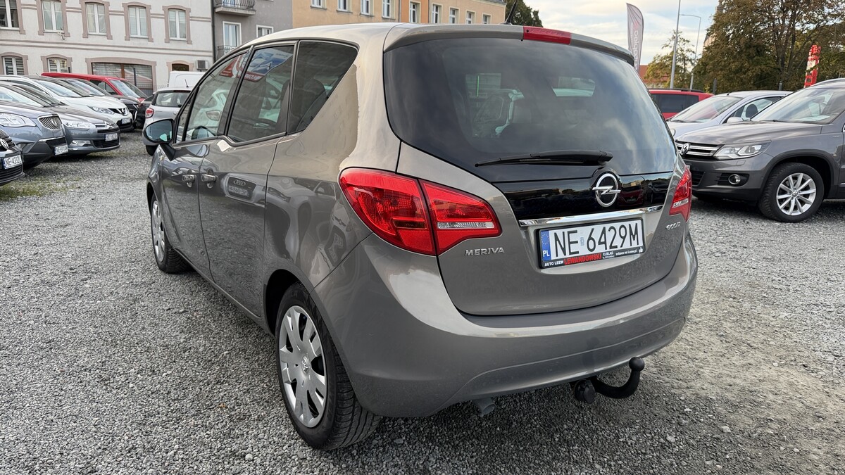 Elbląg Auto Leew LEWANDOWSKI Kupujemy i Sprzedajemy tylko dobre auta Za auta z Polskiego Salonu Płacimy Najwięcej OPEL