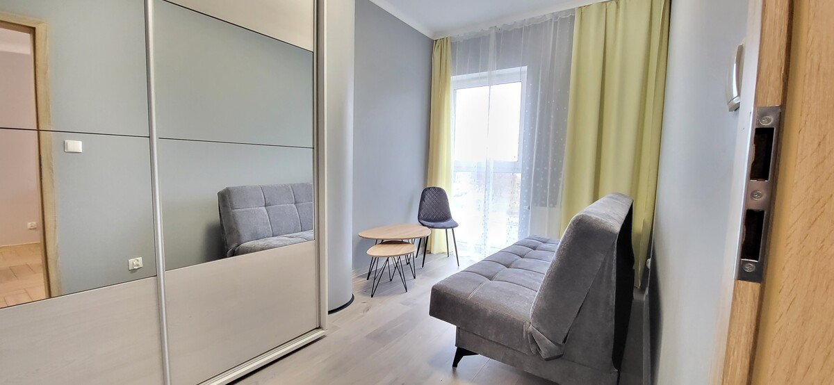 Elbląg KWADRAT NIERUCHOMOŚCImieszkanie 2 pokojowe w Regal ParkuII piętro, windaumeblowane i wyposażonegotowe do