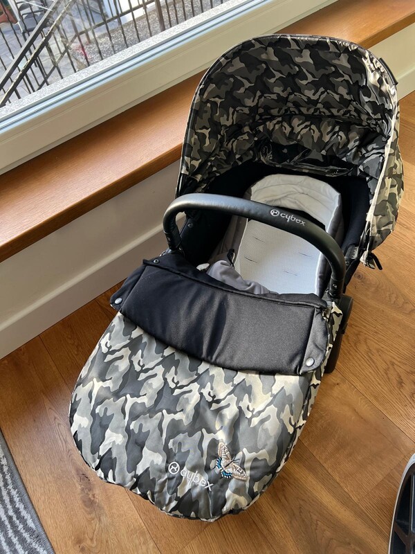 Elbląg Sprzedam oryginalny wózek Cybex Priam Butterfly 2w1 w skład którego wchodzą: gondola spacerówka stelaż