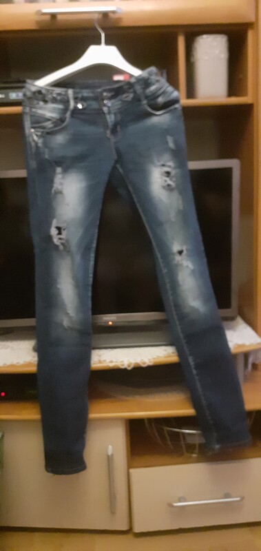 Elbląg Sprzedam odzież damską widoczna na zdjęciach za symboliczne 30zl. .. .. .ciuszki bez dziur I plam. .. .. .. ..