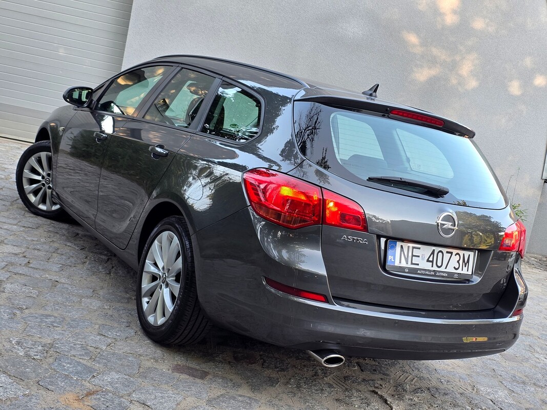 Elbląg Opel Astra Benz 120kmNavi czujniki parkowania skory alufelgiZAREJESTROWANYMod 2013
