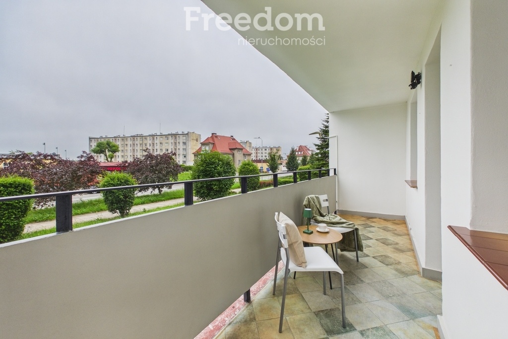 Elbląg FREEDOM NIERUCHOMOŚCISprzedam mieszkanie - Elbląg, Lotnicza. Na sprzedaż mieszkanie o powierzchni 64 m², położone