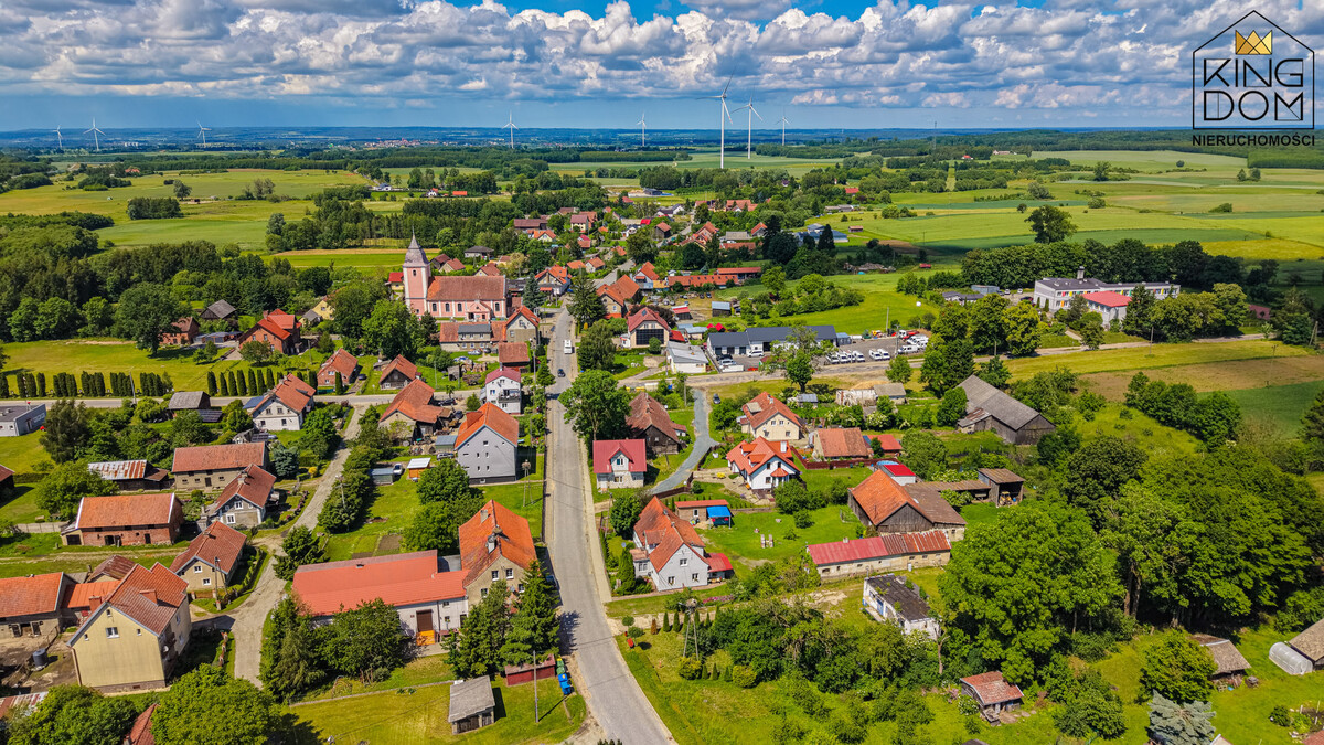 Elbląg KINGDOM NIERUCHOMOŚCI BLISKO CIEBIEWOLNOSTOJĄCY DOM JEDNORODZINNY Z GARAŻEM I BUDYNKIEM GOSPODARCZYMPOSADOWIONY