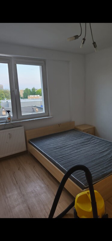 Elbląg Wynajmę komfortowe 4 pokojowe, 60 m, w pełni umeblowane mieszkanie(wraz ze sprzetem agd), z balkonem i windą,