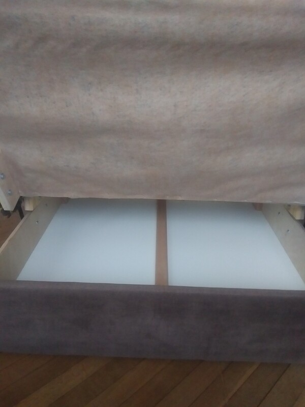 Elbląg Okrągły stolik z 2 krzesłami
Kanapa rozkładana 175x120cm stan idealny
Sofa amerykańska 195x112 cm