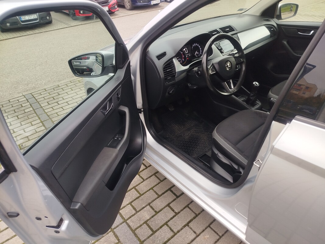 Elbląg Witam
Posiadam na sprzedaż bardzo ładną Skodę Fabię III Ambition, bezwypadkową w oryginalnym lakierze. Auto w