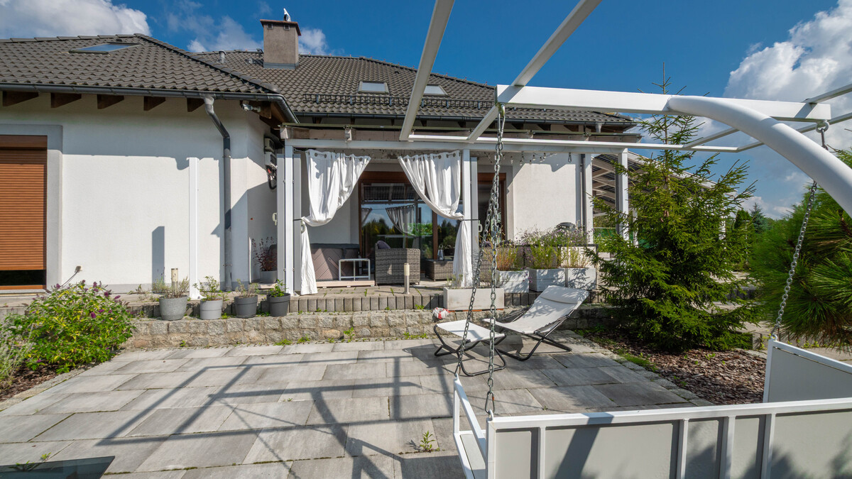 Elbląg * * * ABC NIERUCHOMOŚCI * * *NOWA CENA!! DOM WOLNO STOJĄCY Z PIĘKNYM, DUŻYM OGRODEM !!! pow.