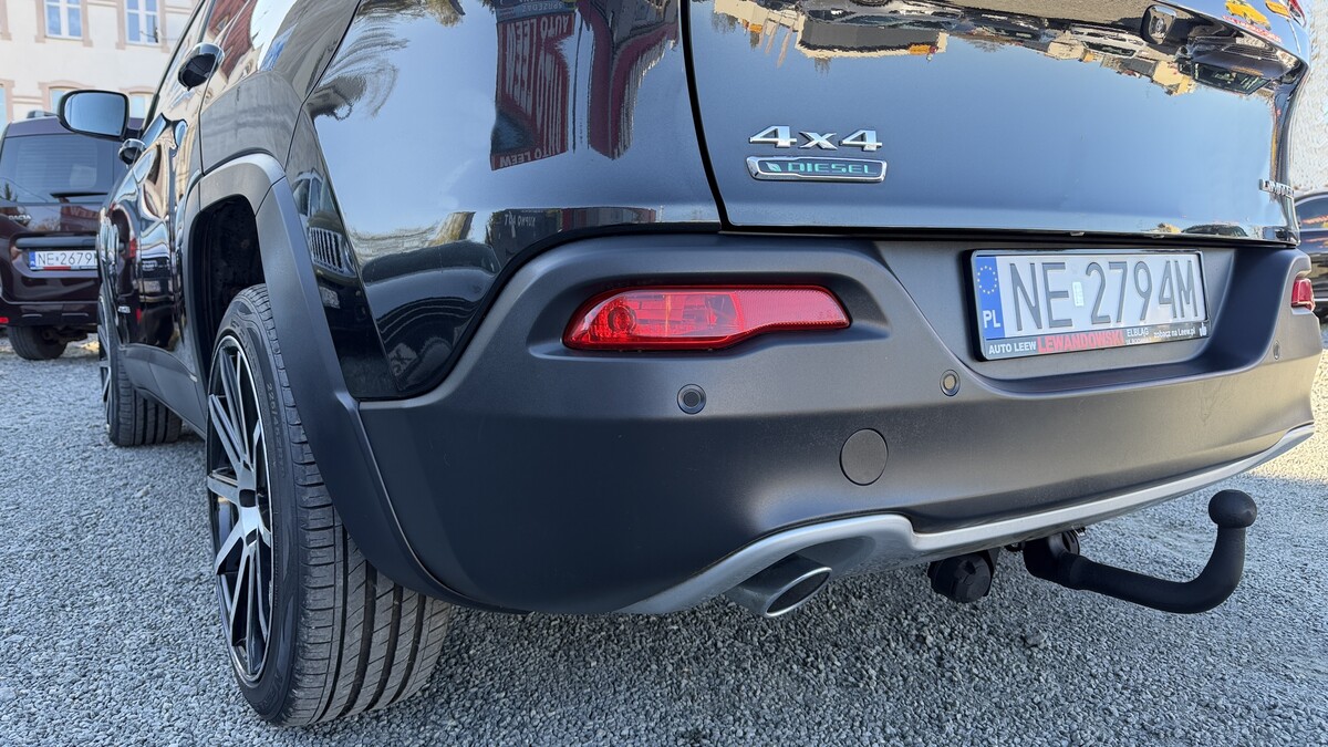 Elbląg Auto Leew LEWANDOWSKI Kupujemy i Sprzedajemy tylko dobre auta Za auta z Polskiego Salonu Płacimy Najwięcej JEEP