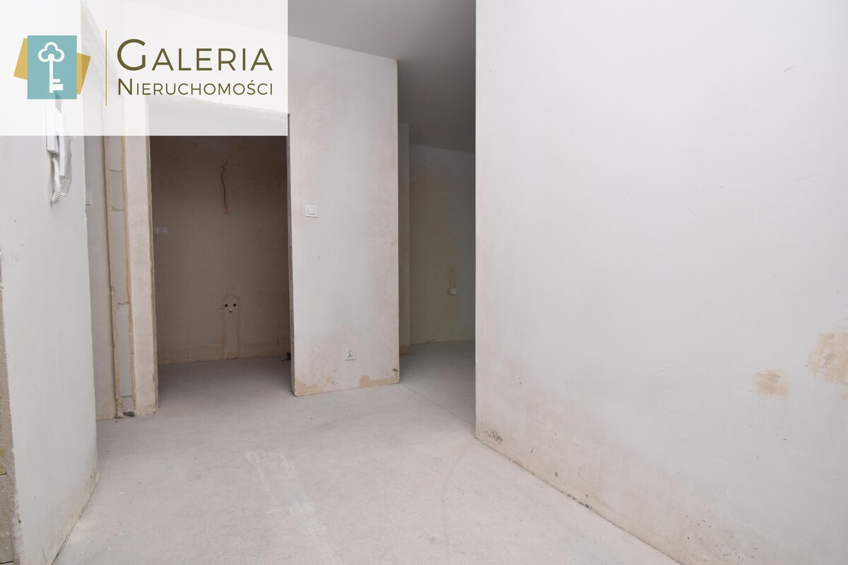 Elbląg GALERIA NIERUCHOMOŚCIZ pasji i miłości do nieruchomościNa sprzedaż: Trzy pokoje, stan