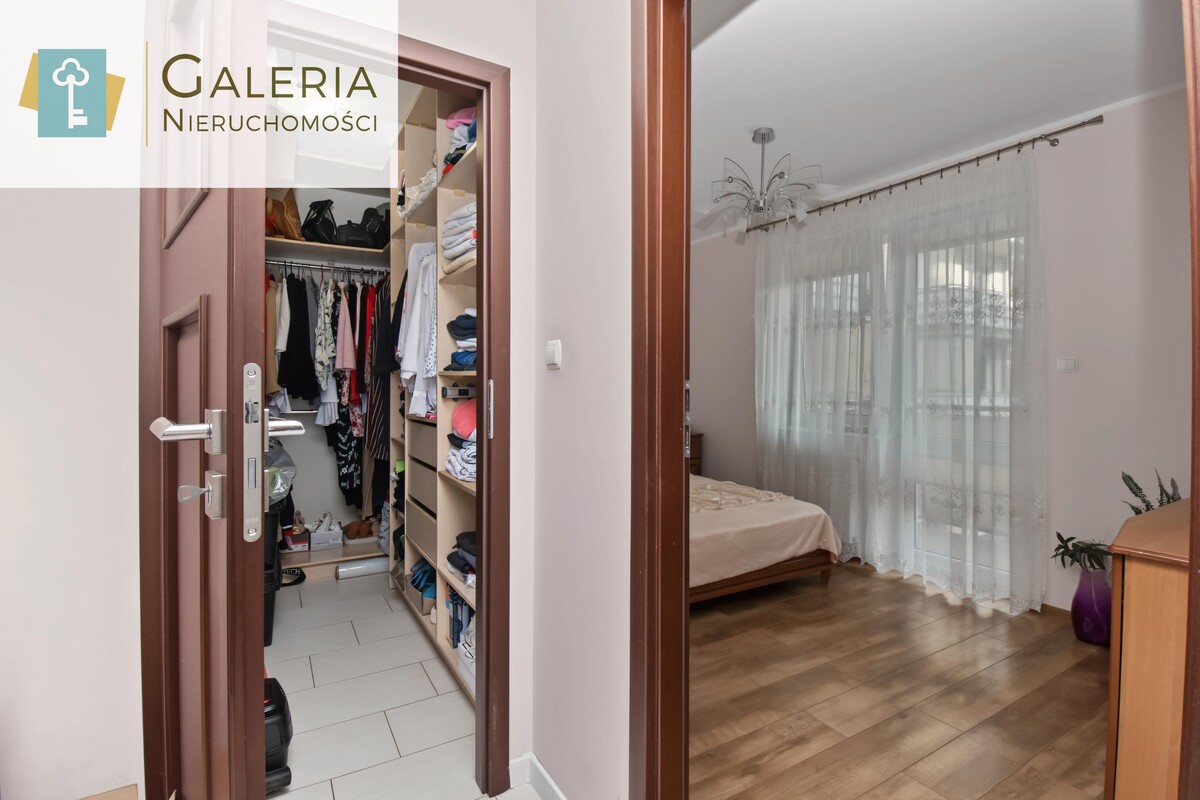 Elbląg GALERIA NIERUCHOMOŚCIZ pasji i miłości do nieruchomościNa sprzedaż: Cztery pokoje, garderoba, dwa balkony, I