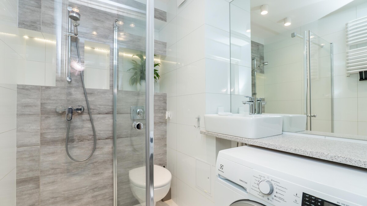 Elbląg TO MY SPRZEDAJEMYNIERUCHOMOŚCI W TYM MIEŚCIEBIURO NIERUCHOMOŚCIAMERICAN HOMEFOR SALE - 3 POKOJE -