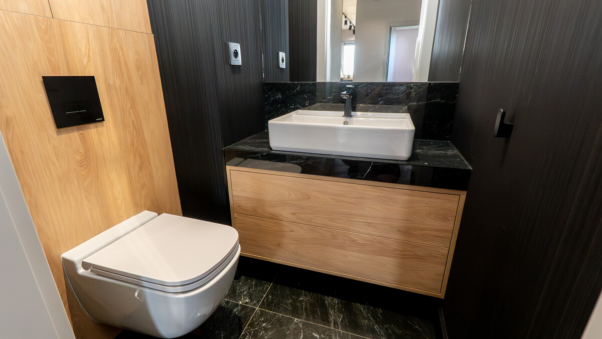 Elbląg TO MY SPRZEDAJEMYNIERUCHOMOŚCI W TYM MIEŚCIEBIURO NIERUCHOMOŚCIAMERICAN HOMEFOR SALE - MIESZKANIE UL.