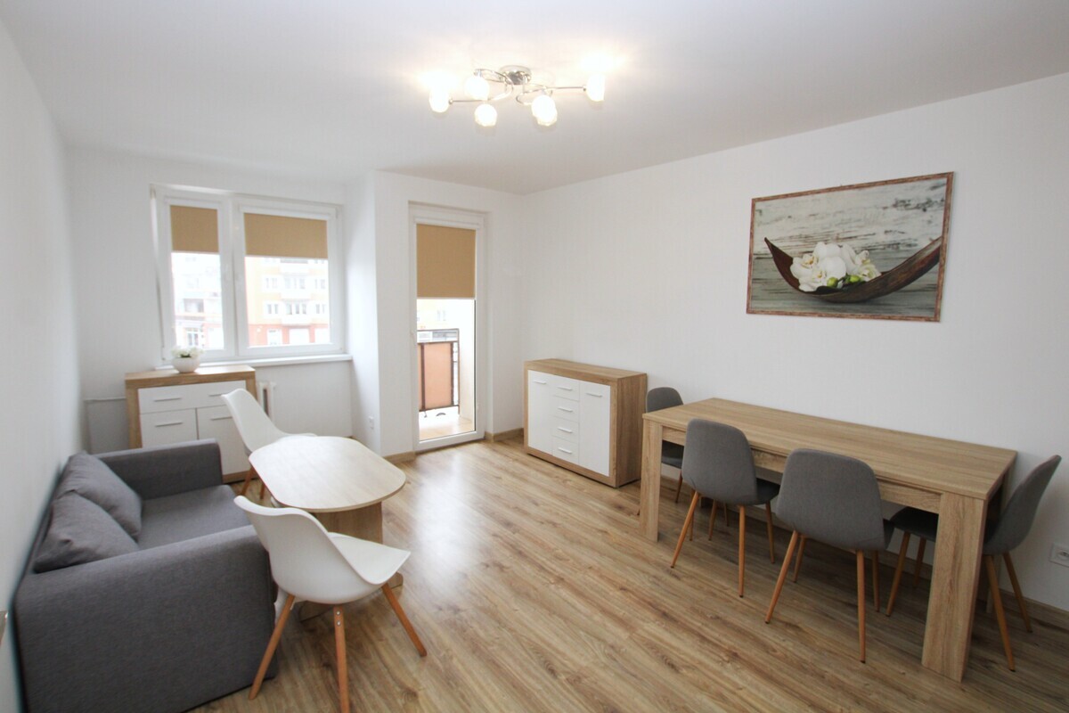 Elbląg NIERUCHOMOŚCI ANNA KRASZEWSKA&nbsp; Mieszkanie 2-pokojowe po remoncie na I piętrze&nbsp; ul. Bażyńskiego