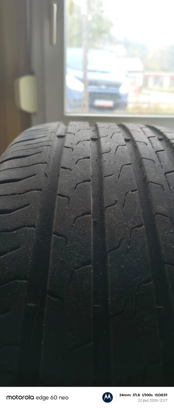 Elbląg Sprzedam 4 opony Letnie Continental 215/60 R 17 w bardzo dobrym stanie wraz z pokrowcami Dacia.