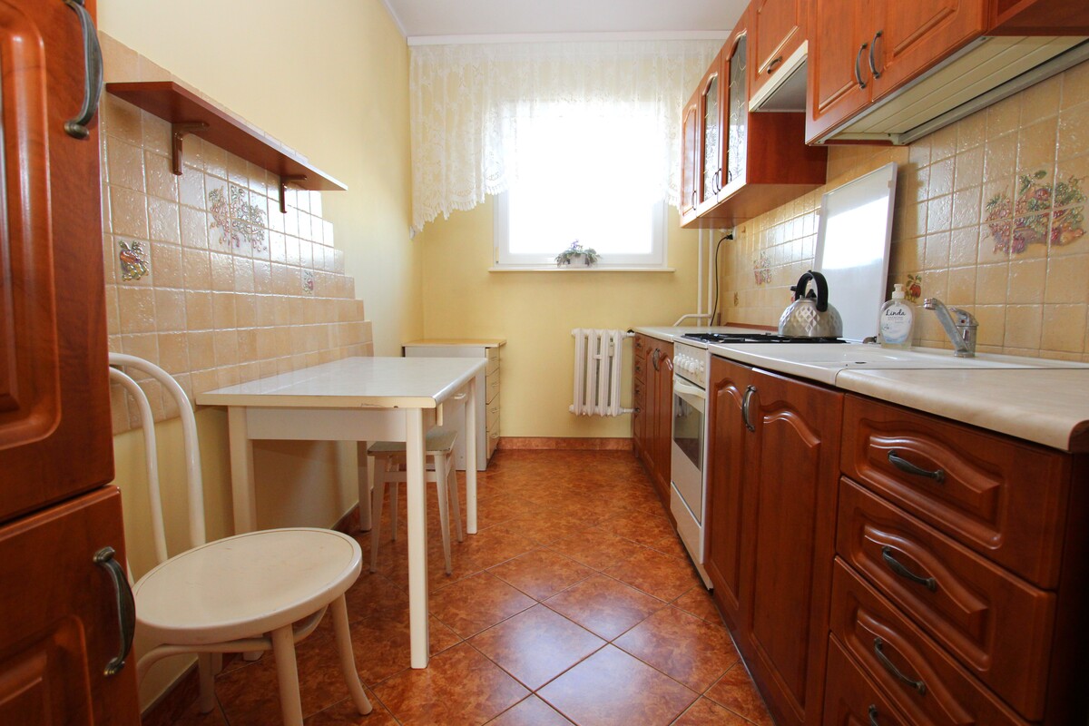 Elbląg NIERUCHOMOŚCI ANNA KRASZEWSKA Słoneczne 3-pokojowe mieszkanie, z dużym balkonem