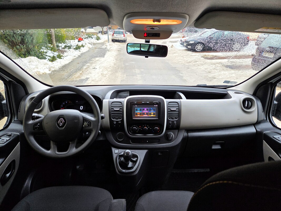 Elbląg Renault Trafic Long 1.6Diesel 125KM 2018Rok 9-Cio Osobowy Polski Salon -Wspomaganie