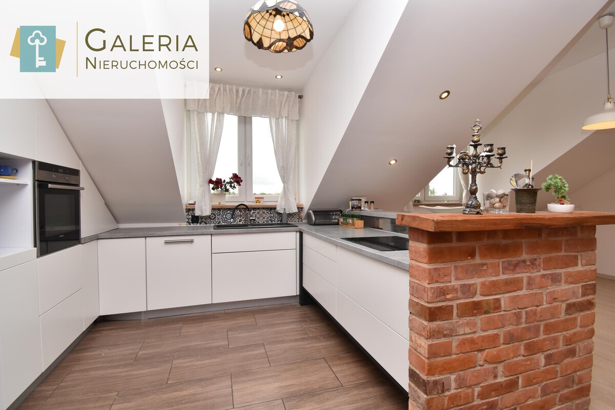 Elbląg GALERIA NIERUCHOMOŚCIZ pasji i miłości do nieruchomościNa sprzedaż: Duże, jasne mieszkanie z duszą i pięknym