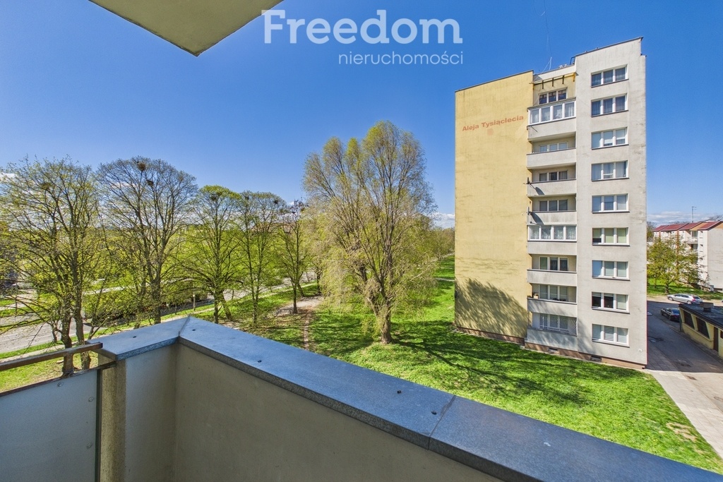 Elbląg FREEDOM NIERUCHOMOŚCIWynajmę mieszkanie - Elbląg, al. Tysiąclecia. Na wynajem mieszkanie na III piętrze przy