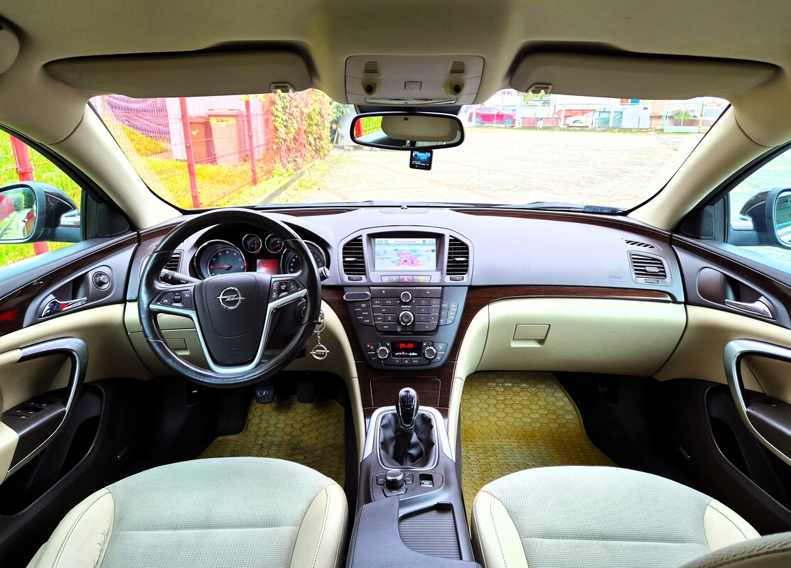 Elbląg Opel Insignia Hatchback 2,0Turbo Benzyna 220Km 2011Rok-Elektryczne Szyby Abs Radio Sprawna Klimatyzacja