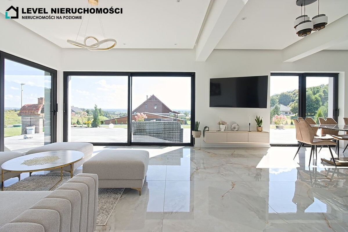 Elbląg LEVEL NIERUCHOMOŚCI Nowoczesny dom pod ElblągiemMyślęcin259,10 m2 NIERUCHOMOŚCI NA POZIOMIE