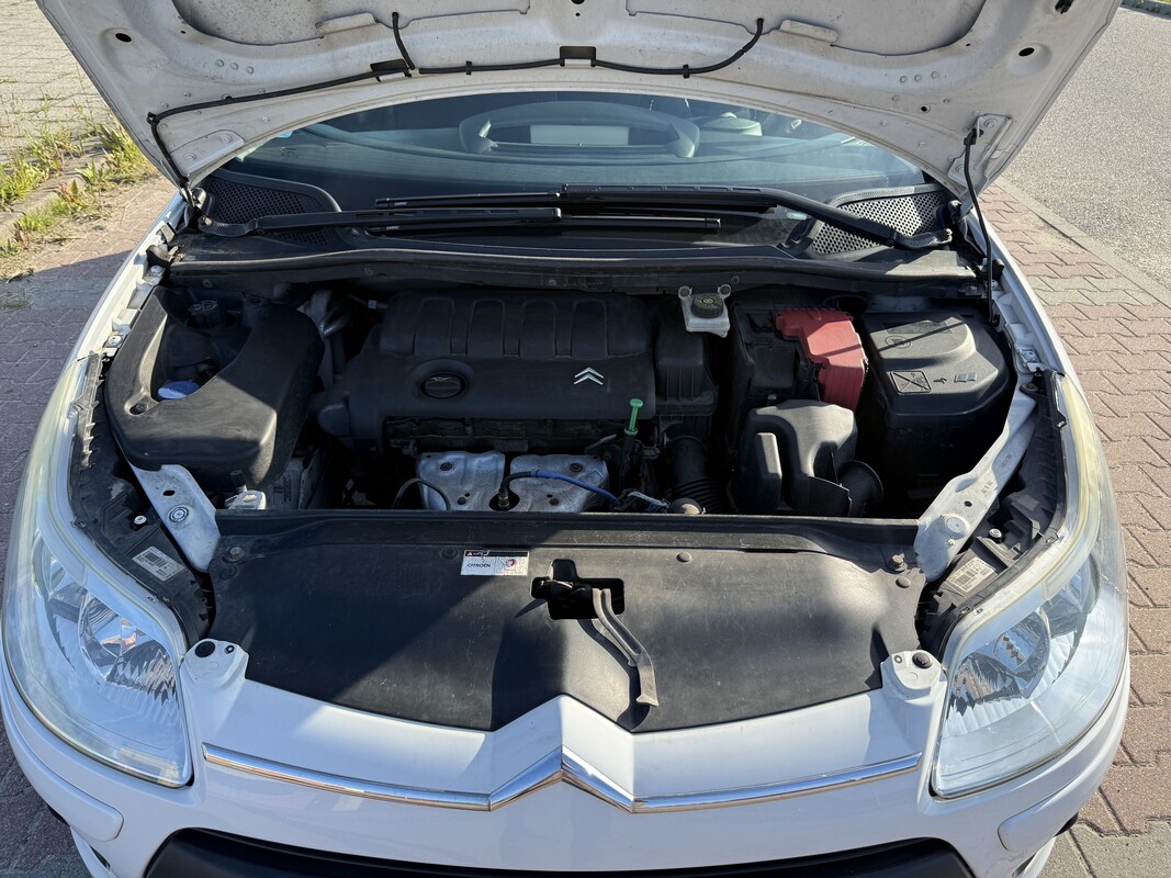 Elbląg Citroen C4 Coupé 3D LIFT 2009 | Biały | 1.4 Benzyna | Przegląd i OC do 06.2027! | Zadbany